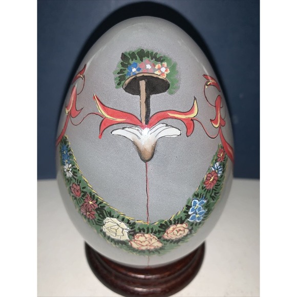 Vintage Chinese Reverse Hand Painted Frosted Glass Egg w Flower Garland Design - Picture 4 of 10